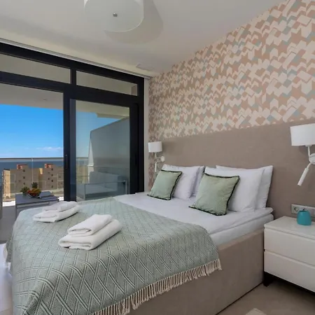 Sunset Cliffs Residence By Leo Apartments Benidorm Exterior photo
